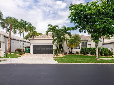 1473 SW 167th Ave, Pembroke Pines, FL 33027