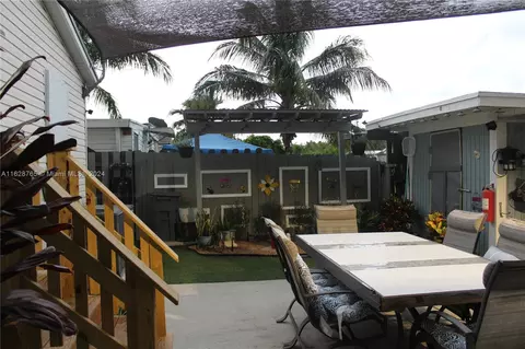 391 Commodore Dr, Plantation, FL 33325 photo 24