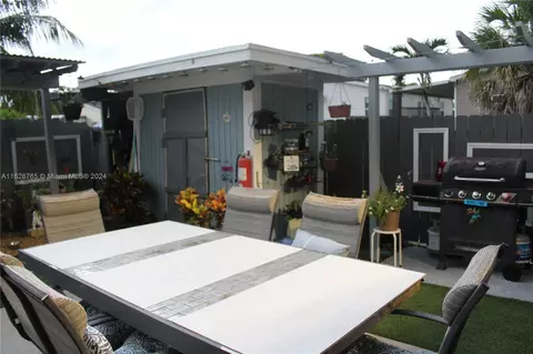 391 Commodore Dr, Plantation, FL 33325 photo 30