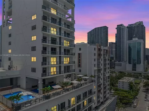 229 SW 9th St #604, Miami, FL 33130