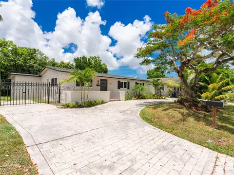 11621 SW 184th St, Miami, FL 33157