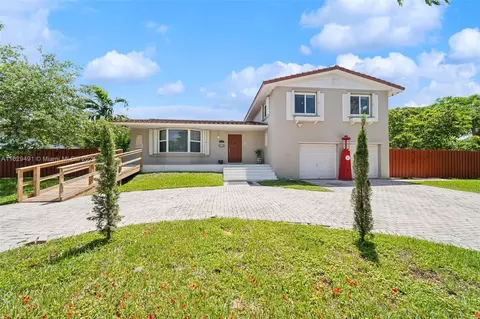 9501 SW 105th Ave, Miami, FL 33176