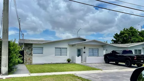 2660 SW 76th Ave, Miami, FL 33155