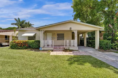 1326 Jackson St, Hollywood, FL 33019