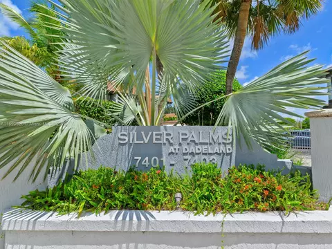 7403 SW 82nd St #201N, Miami, FL 33143