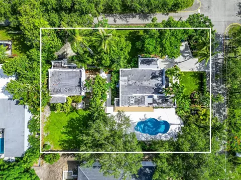 11420 NE 8th Ave, Biscayne Park, FL 33161