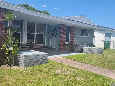 7841 Tropicana St, Miramar, FL 33023