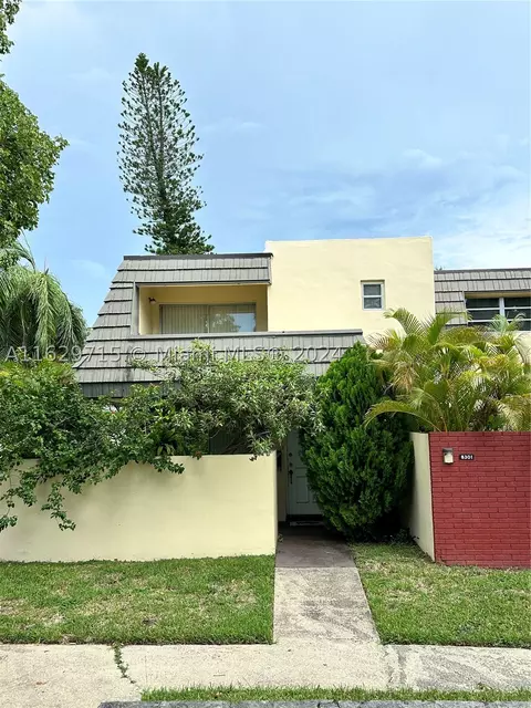 8301 SW 137th Ave, Miami, FL 33183