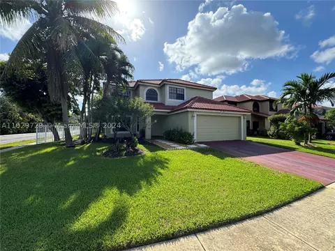 1450 SW 87th Way, Pembroke Pines, FL 33025