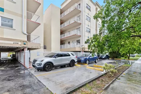 2008 Jackson St #B1, Hollywood, FL 33020