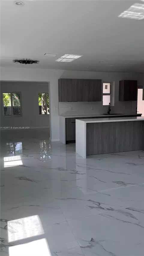 Kitchen - 971 NE 155th Ter, North Miami Beach, FL 33162 photo 1 of 3