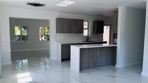 Other - 971 NE 155th Ter, North Miami Beach, FL 33162 photo 2 of 5
