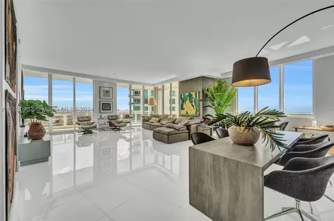 901 Brickell Key Blvd #3508, Miami, FL 33131