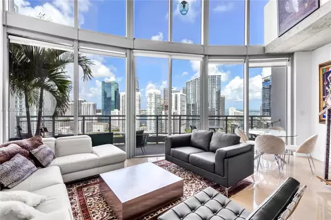 690 SW 1st Ct #3102, Miami, FL 33130