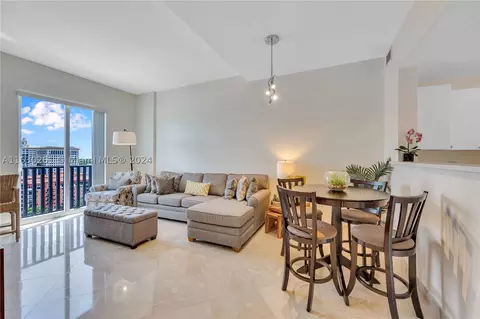 10 Aragon Ave #1502, Coral Gables, FL 33134