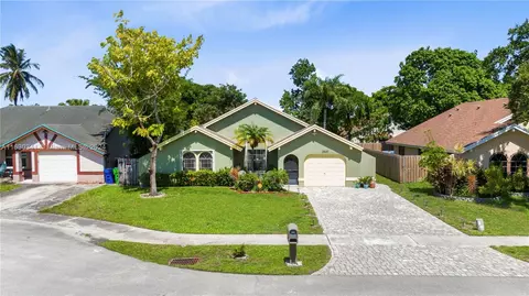 2820 NW 110th Ter, Sunrise, FL 33322