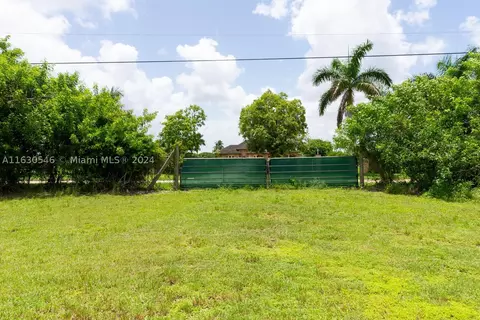 33445 SW 210th Ave, Homestead, FL 33034
