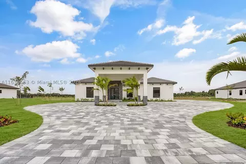 18361 SW 224th St, Miami, FL 33170