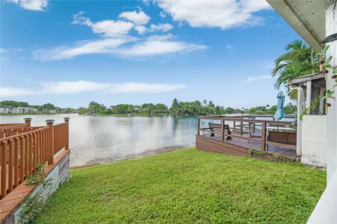 13957 SW 84th St #1105, Miami, FL 33183