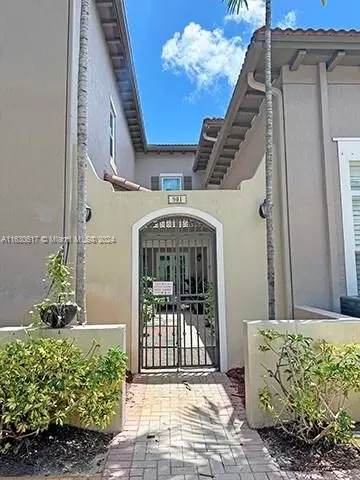 901 SW 146th Ter #901, Pembroke Pines, FL 33027