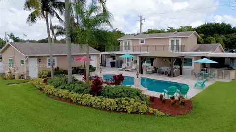 5010 SW 90th Ave, Cooper City, FL 33328