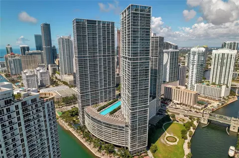 475 Brickell Ave #4211, Miami, FL 33131
