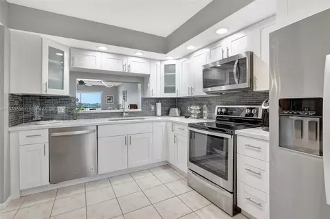 13800 SW 5th Ct #307M, Pembroke Pines, FL 33027