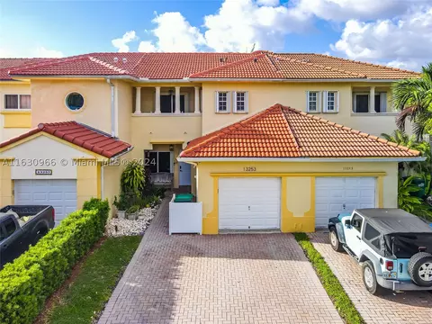 13253 SW 142nd Ter, Miami, FL 33186