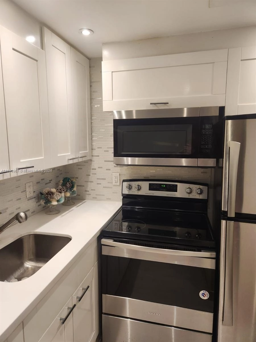 800 West Ave Unit 637