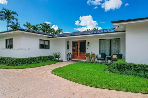 10900 SW 128th St, Miami, FL 33176