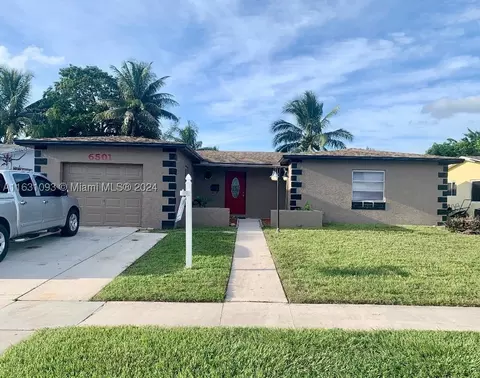 6501 SW 7th Ct, North Lauderdale, FL 33068