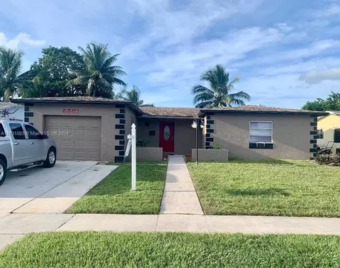 6501 SW 7th Ct, North Lauderdale, FL 33068