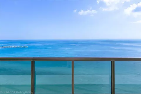 16275 Collins #1901, Sunny Isles Beach, FL 33160