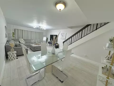 6555 Racquet Club Dr #120, Lauderhill, FL 33319