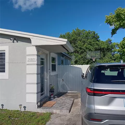 20801 NW 32nd Pl, Miami Gardens, FL 33056