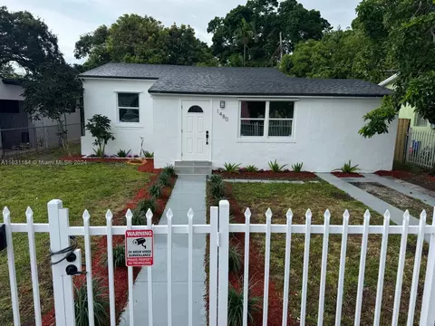 1480 NW 56th St, Miami, FL 33142