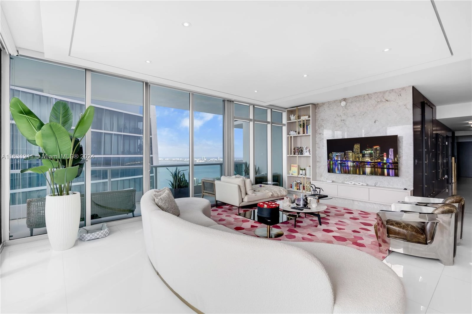 900 Biscayne Blvd Unit 6109  