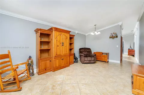 Living - 7490 W 29th Ave, Hialeah, FL 33018 photo 2 of 2