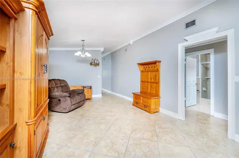 Living - 7490 W 29th Ave, Hialeah, FL 33018 photo 1 of 2