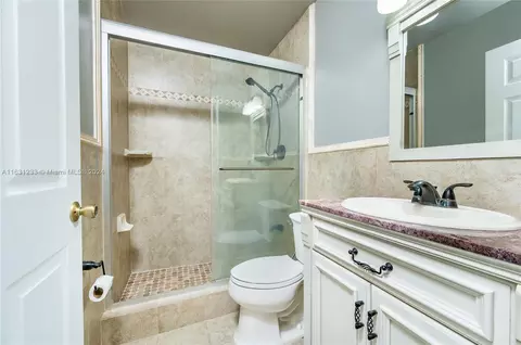Bath - 7490 W 29th Ave, Hialeah, FL 33018 photo 1 of 2