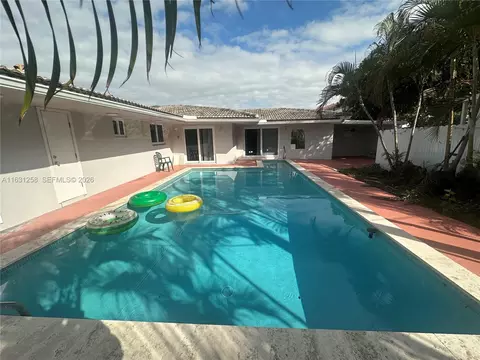 Exterior - 324 E 34th St, Hialeah, FL 33013 photo 2 of 6