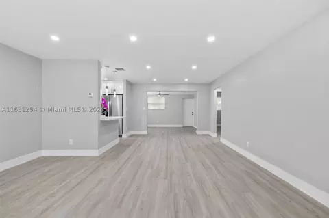 870 NW 36th Ave, Lauderhill, FL 33311