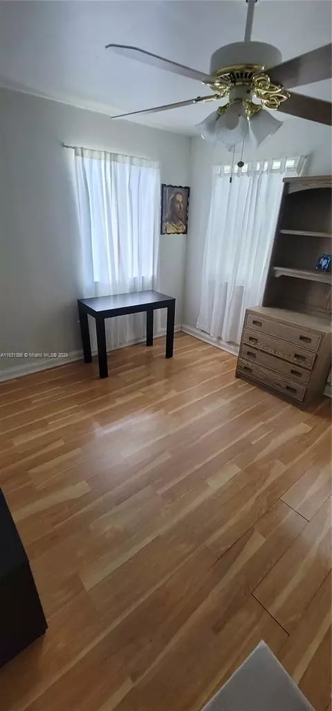 4995 E 1st Ct, Hialeah, FL 33013 photo 22