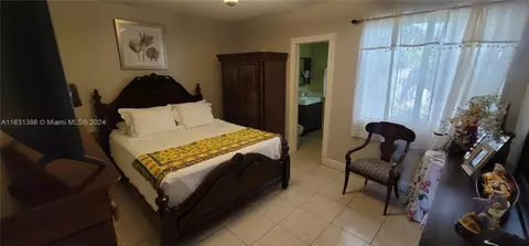 4995 E 1st Ct, Hialeah, FL 33013 photo 14