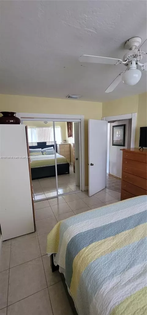 4995 E 1st Ct, Hialeah, FL 33013 photo 18