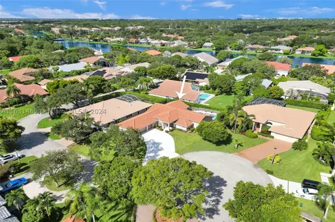 4330 NW 62nd Ter, Coral Springs, FL 33067