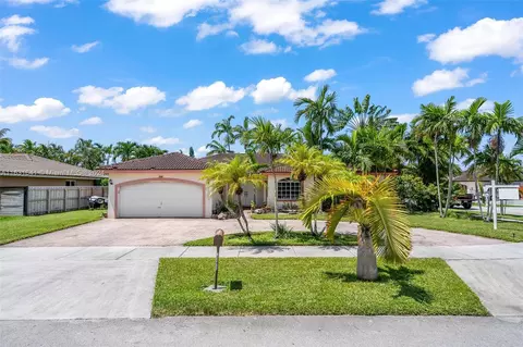 15383 SW 169th Ln, Miami, FL 33187