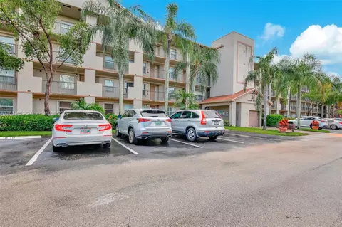13800 SW 5th Ct #208M, Pembroke Pines, FL 33027