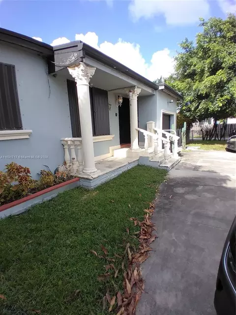 950 NW 149th Ter, Miami, FL 33168