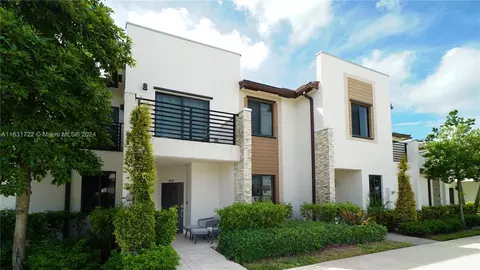 404 NE 208th Ter #404, Miami, FL 33179